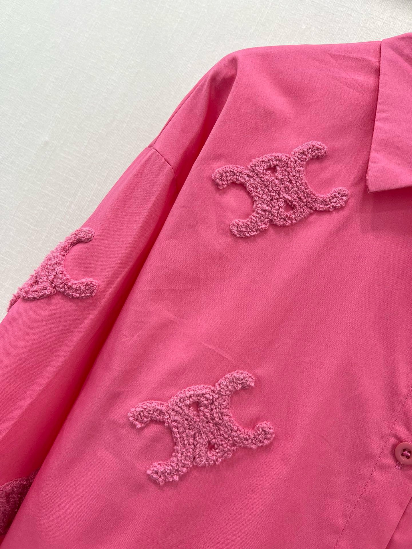 Bagsaaa Ce1i*e Pink Shirt