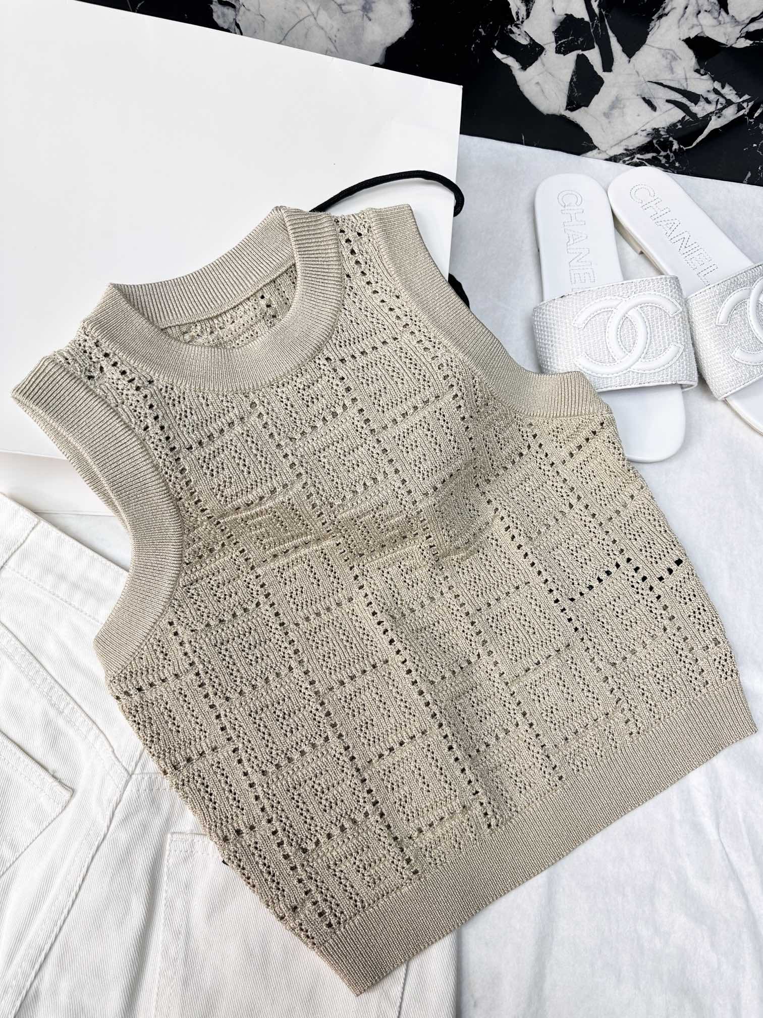 Bagsaaa Balmain Sleeveless Monogram Mesh Knit Top