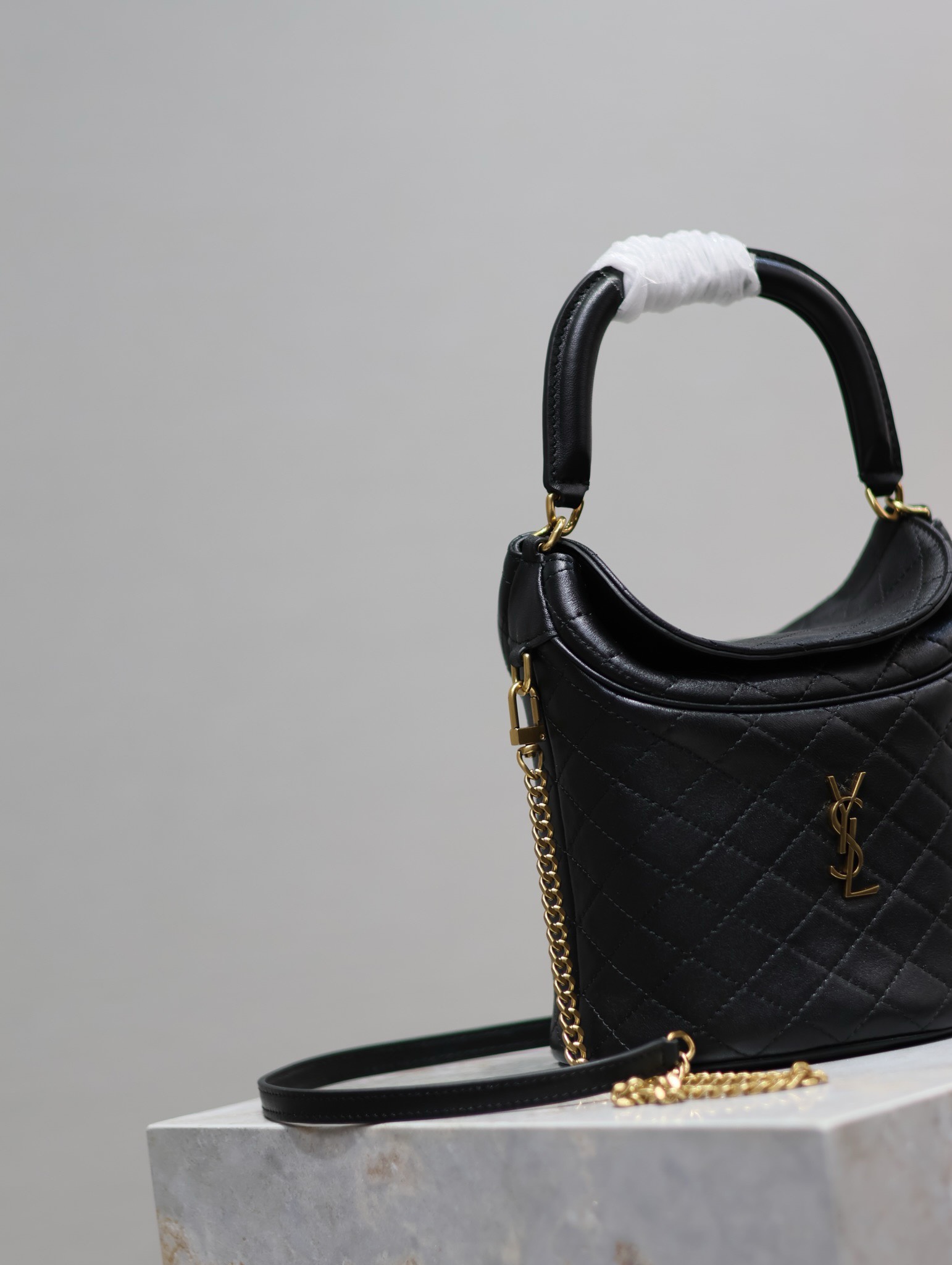 Bagsaaa YSSL Gaby Bucket Black Bag - 19x17x15cm
