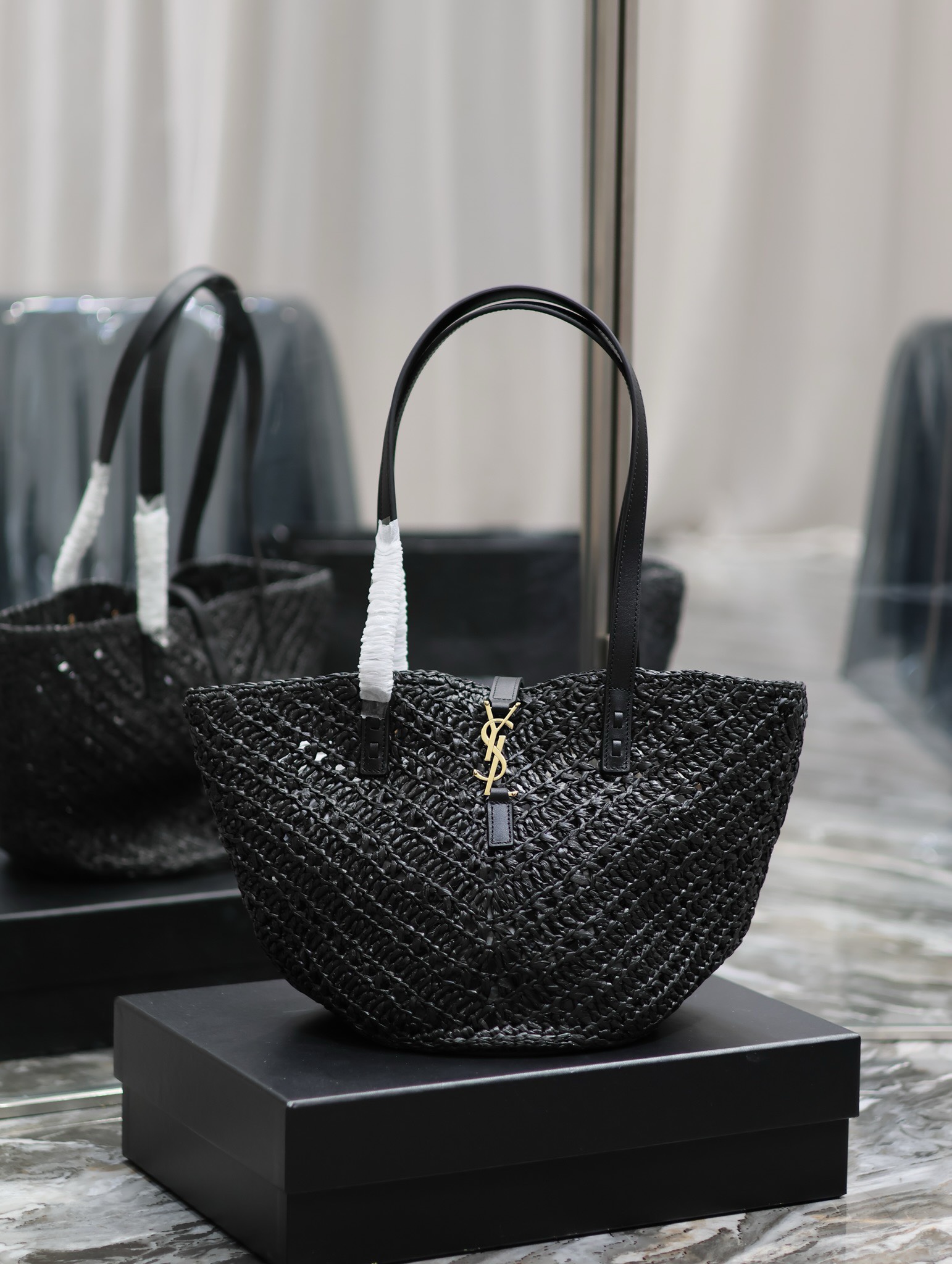 Bagsaaa Y51 Panier Black Tote - 39x20x21cm