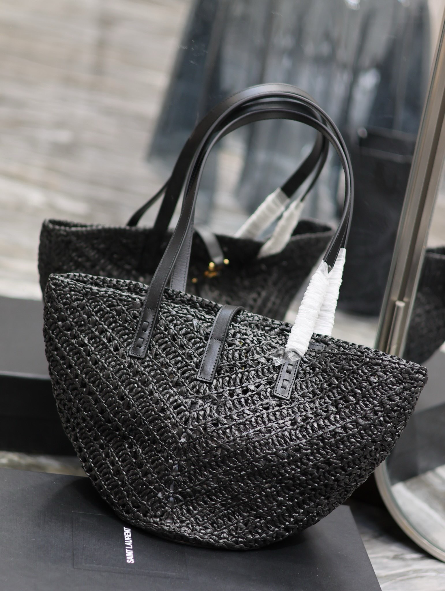 Bagsaaa Y51 Panier Black Tote - 39x20x21cm
