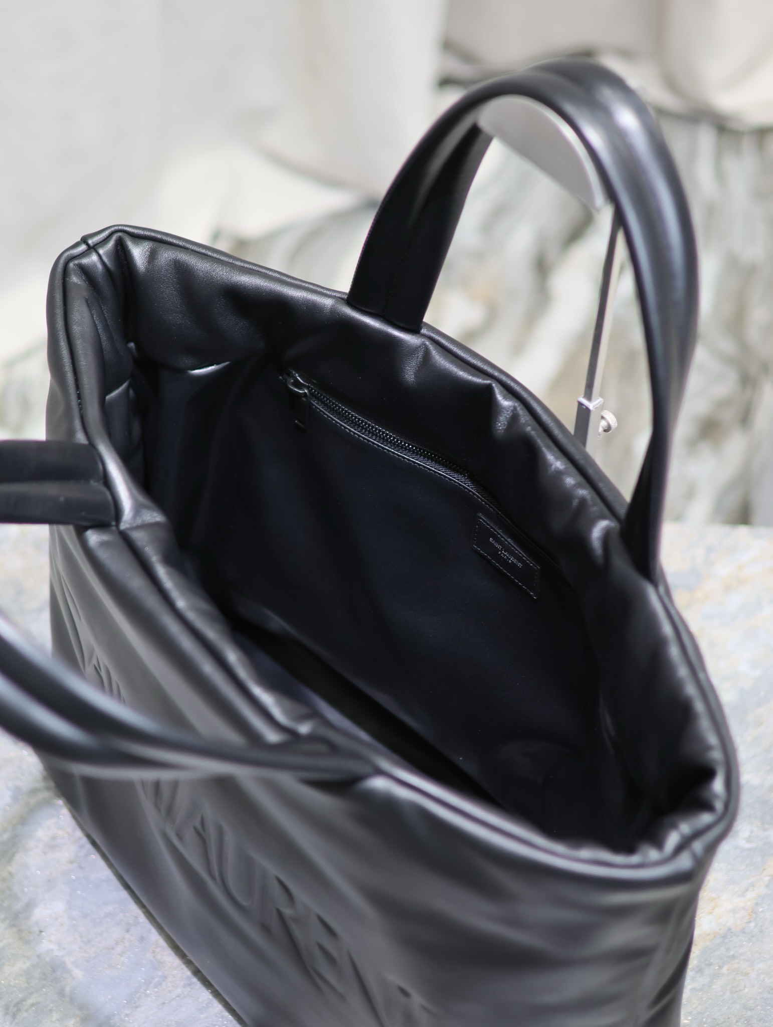 Bagsaaa Y51 Logo Debossed Large Tote Bag - 41x50x43x17cm