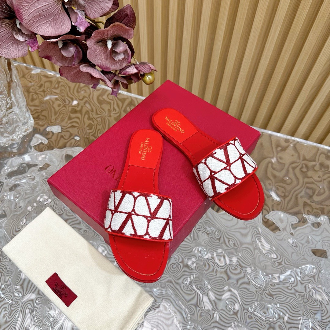 Bagsaaa Va1e*ntin0 Garavani Toile Iconographe Sandals Red/White