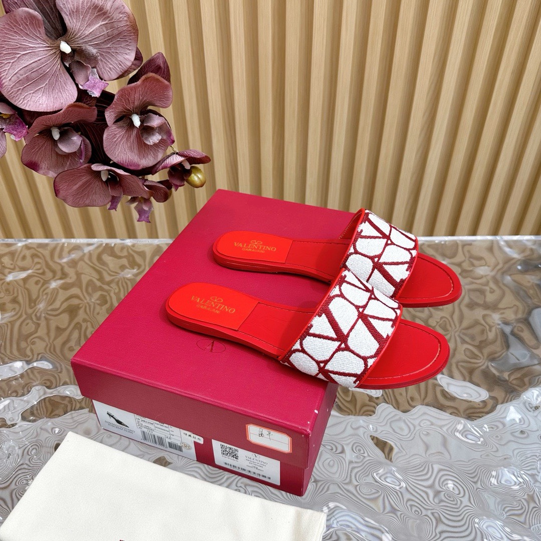 Bagsaaa Va1e*ntin0 Garavani Toile Iconographe Sandals Red/White