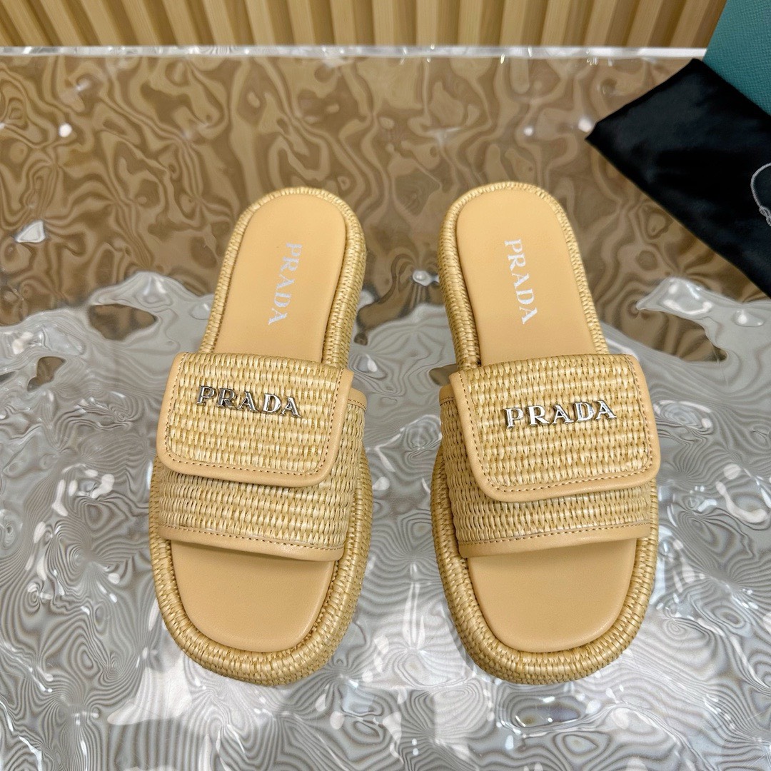 Bagsaaa Pra*a Raffia Platform Sandals In Beige