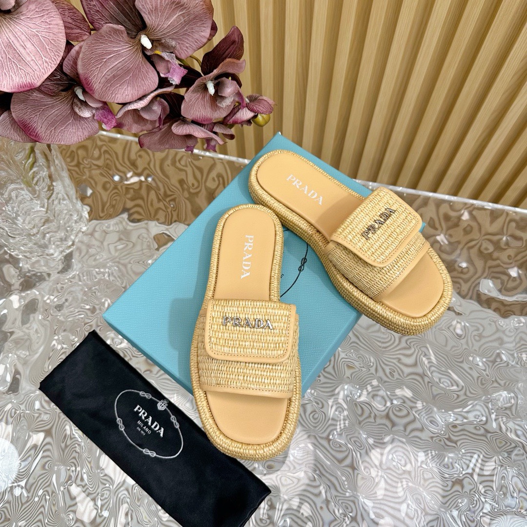 Bagsaaa Pra*a Raffia Platform Sandals In Beige