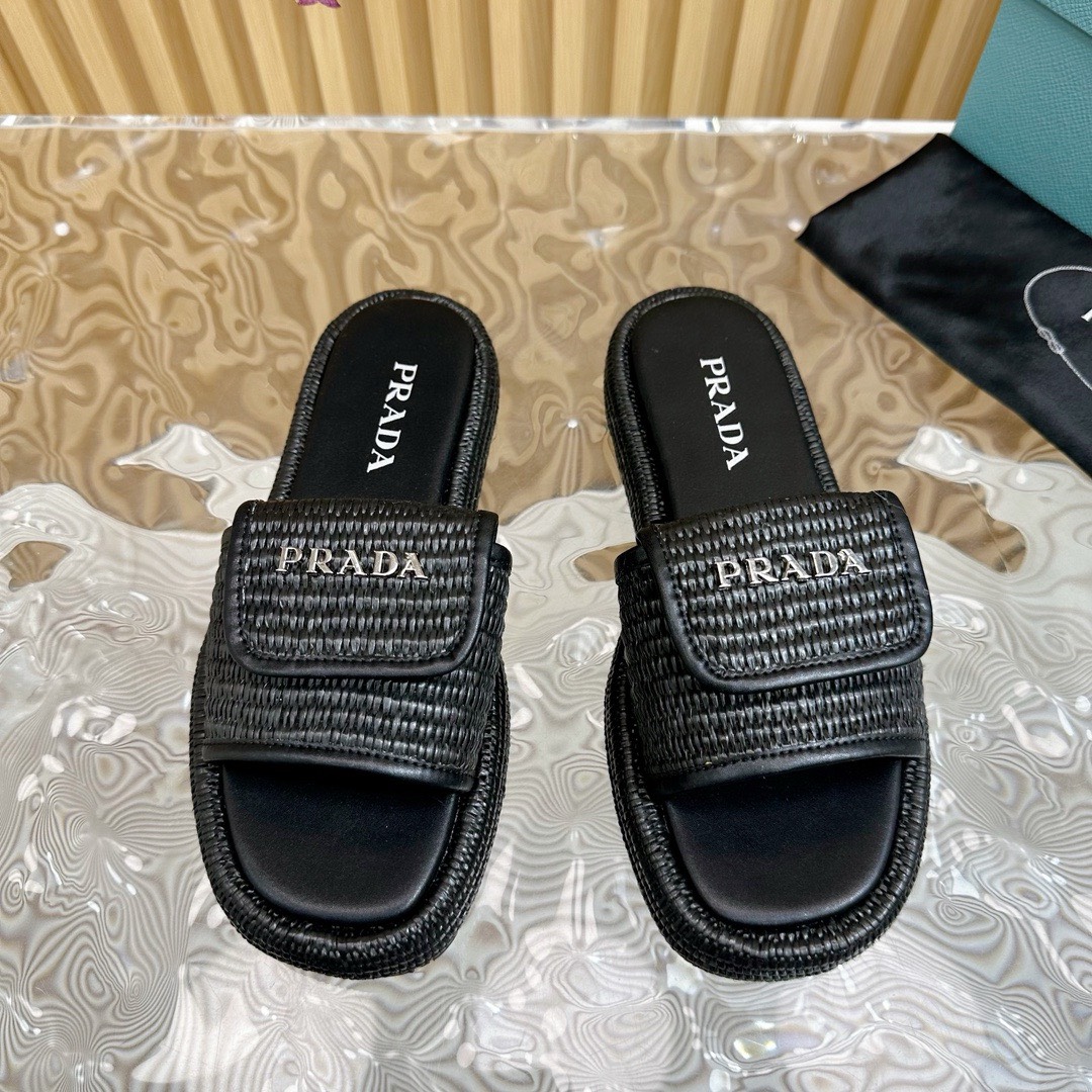 Bagsaaa Pra*a Raffia Platform Sandals In Black