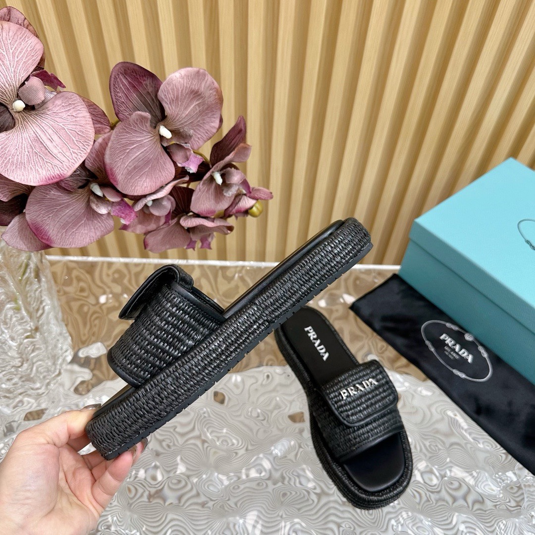 Bagsaaa Pra*a Raffia Platform Sandals In Black