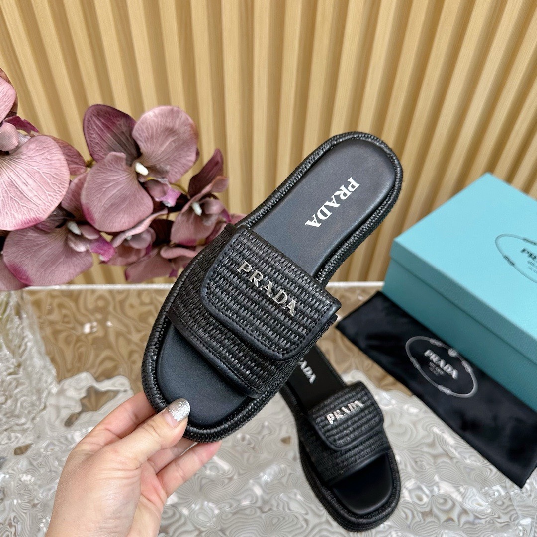 Bagsaaa Pra*a Raffia Platform Sandals In Black