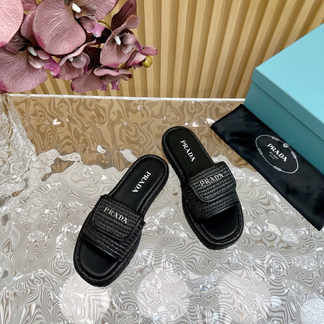 Bagsaaa Pra*a Raffia Platform Sandals In Black