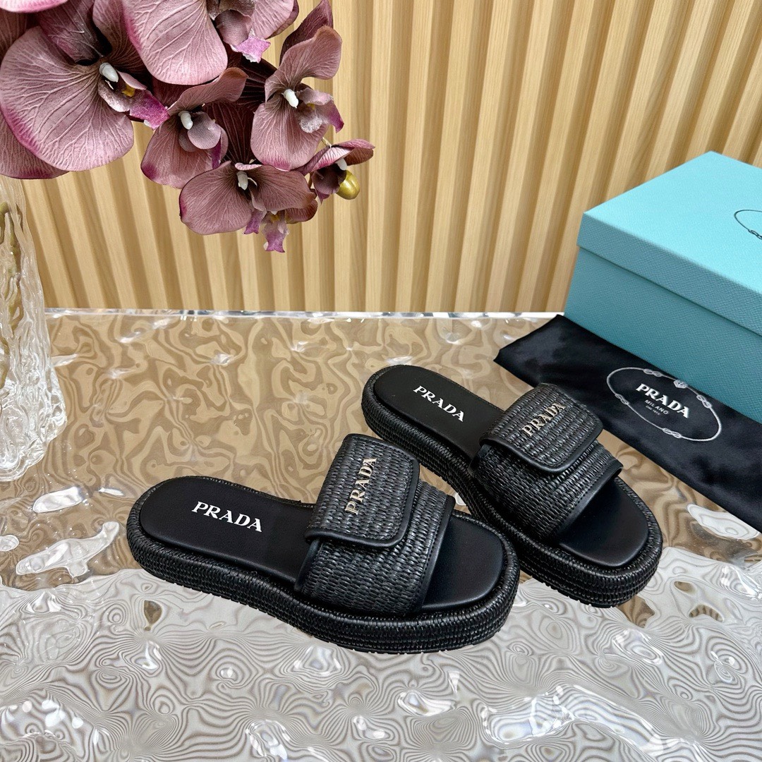 Bagsaaa Pra*a Raffia Platform Sandals In Black