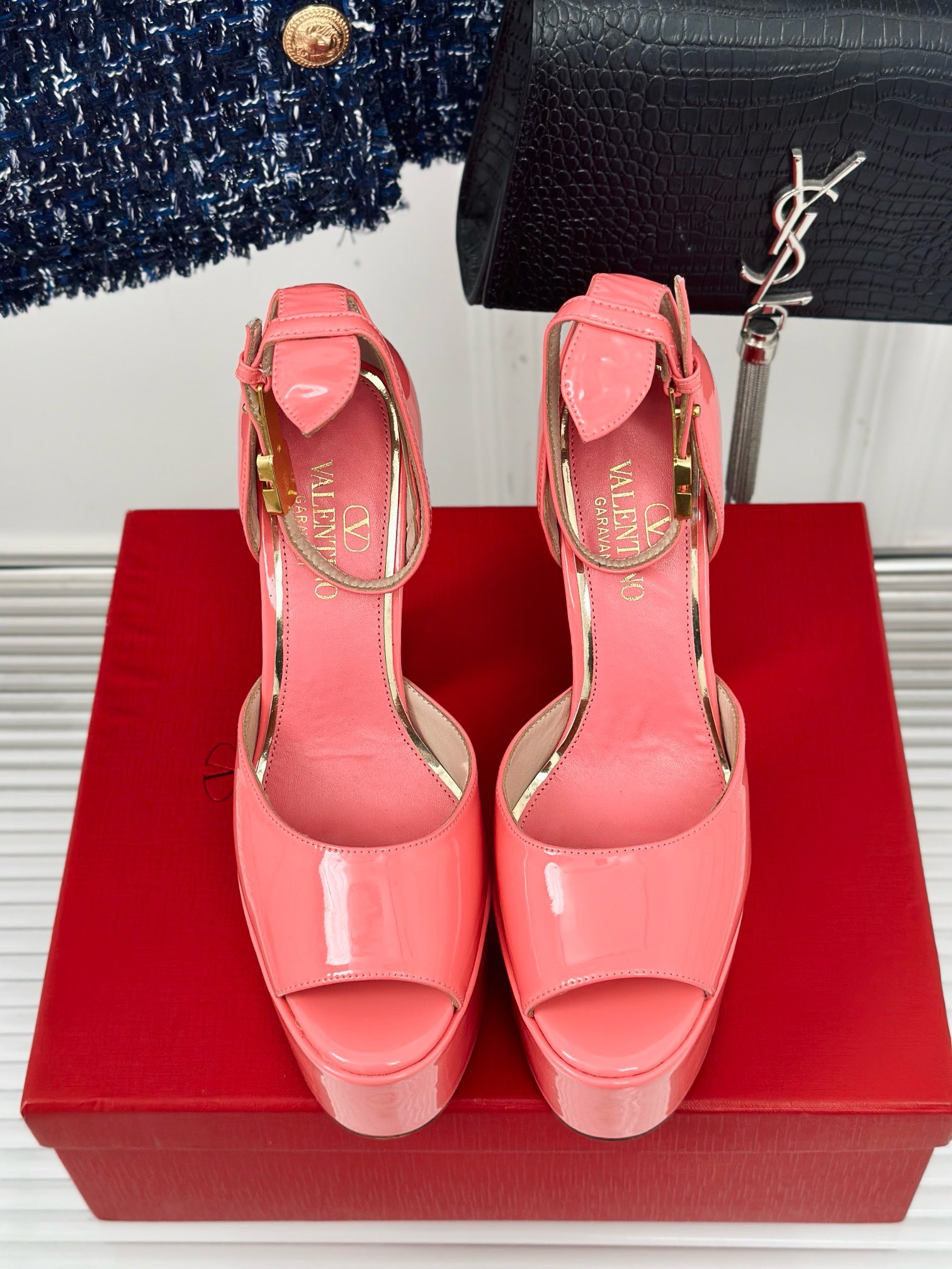 Bagsaaa Va1e*ntin0 Patent Leather Pinl Heels