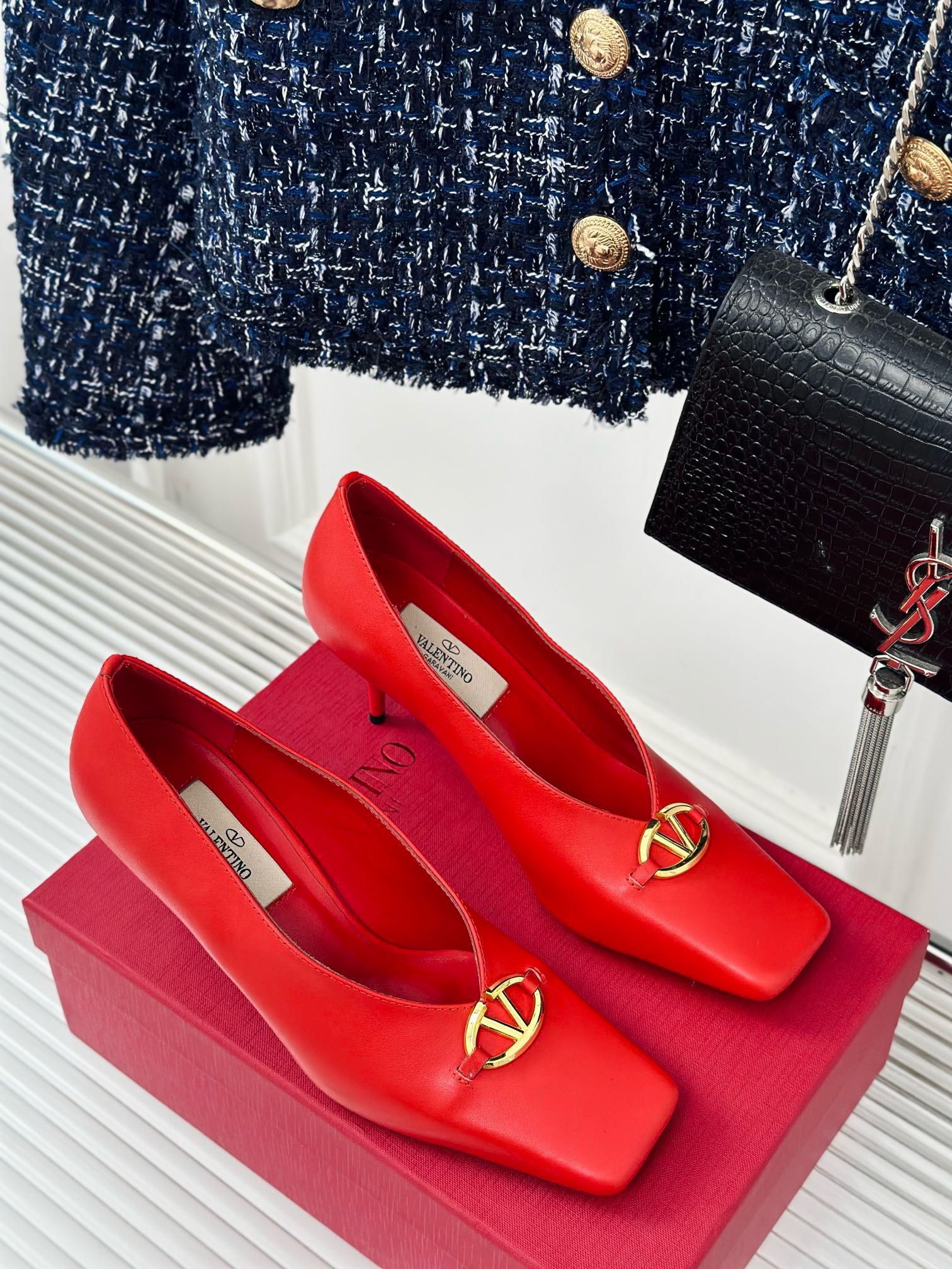 Bagsaaa Va1e*ntin0 Red Pump