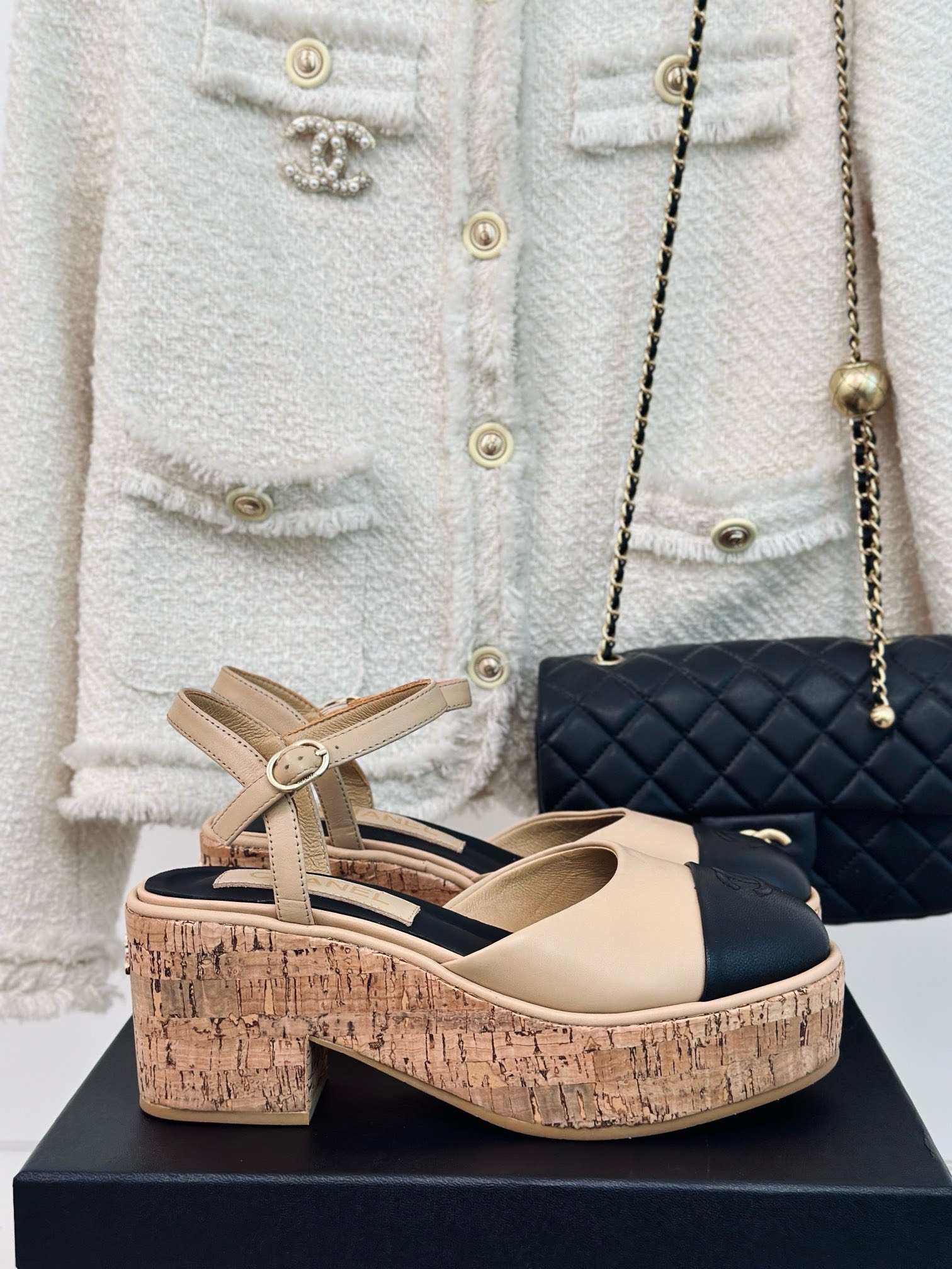 Bagsaaa Ch**el High Heel Sandals