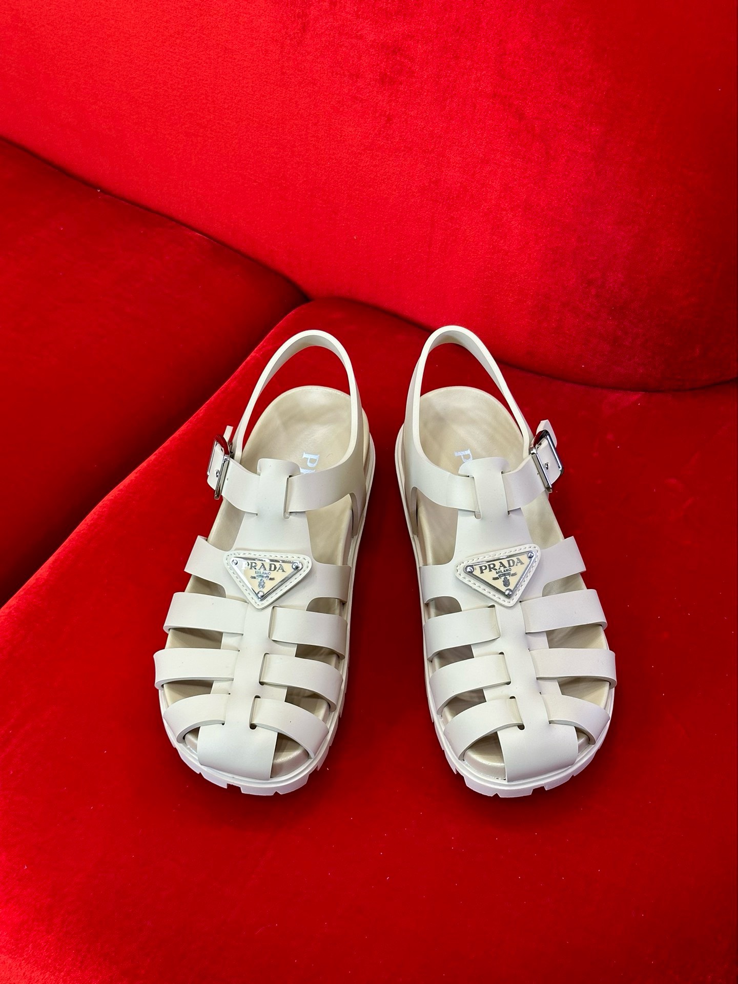 Bagsaaa Pra*a Foam Rubber Sandals In White