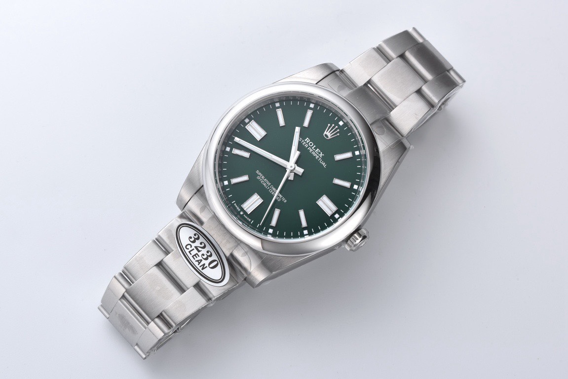 Bagsaaa R01ex OYSTER PERPETUAL Silver and green dial 40mm