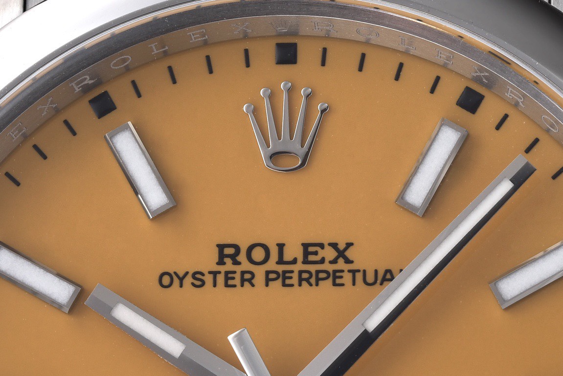 Bagsaaa R01ex OYSTER PERPETUAL Silver and yellow dial 40mm