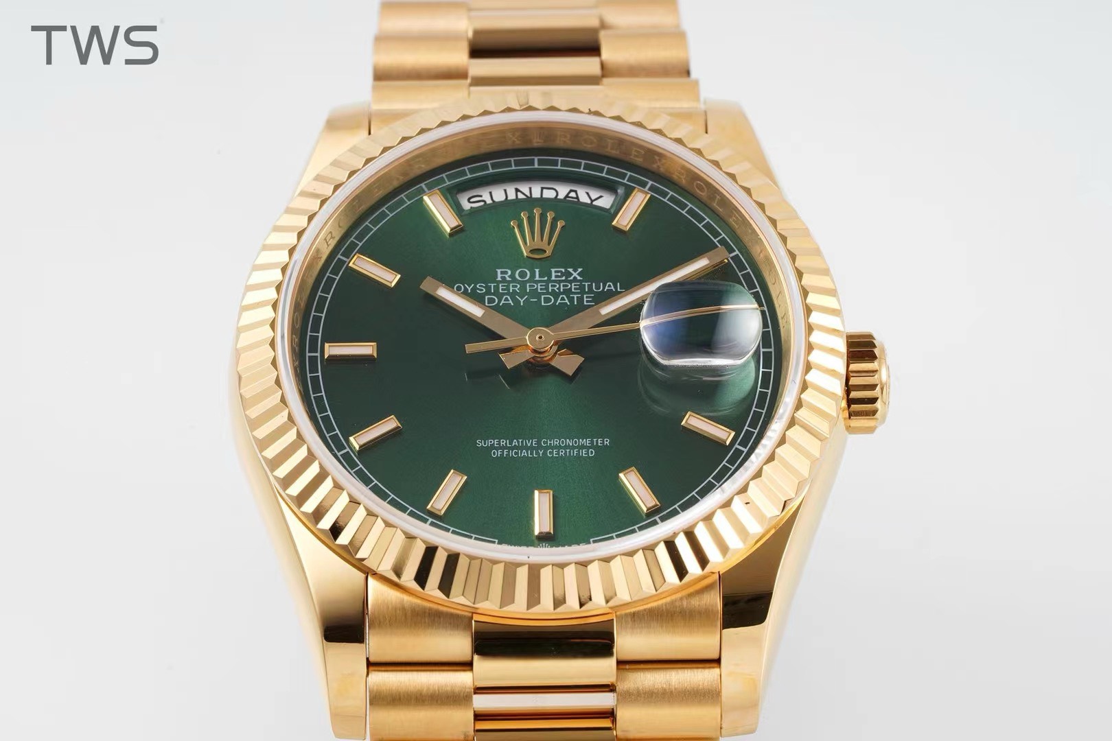 Bagsaaa R01ex Day-Date 36mm Gold Green Dial