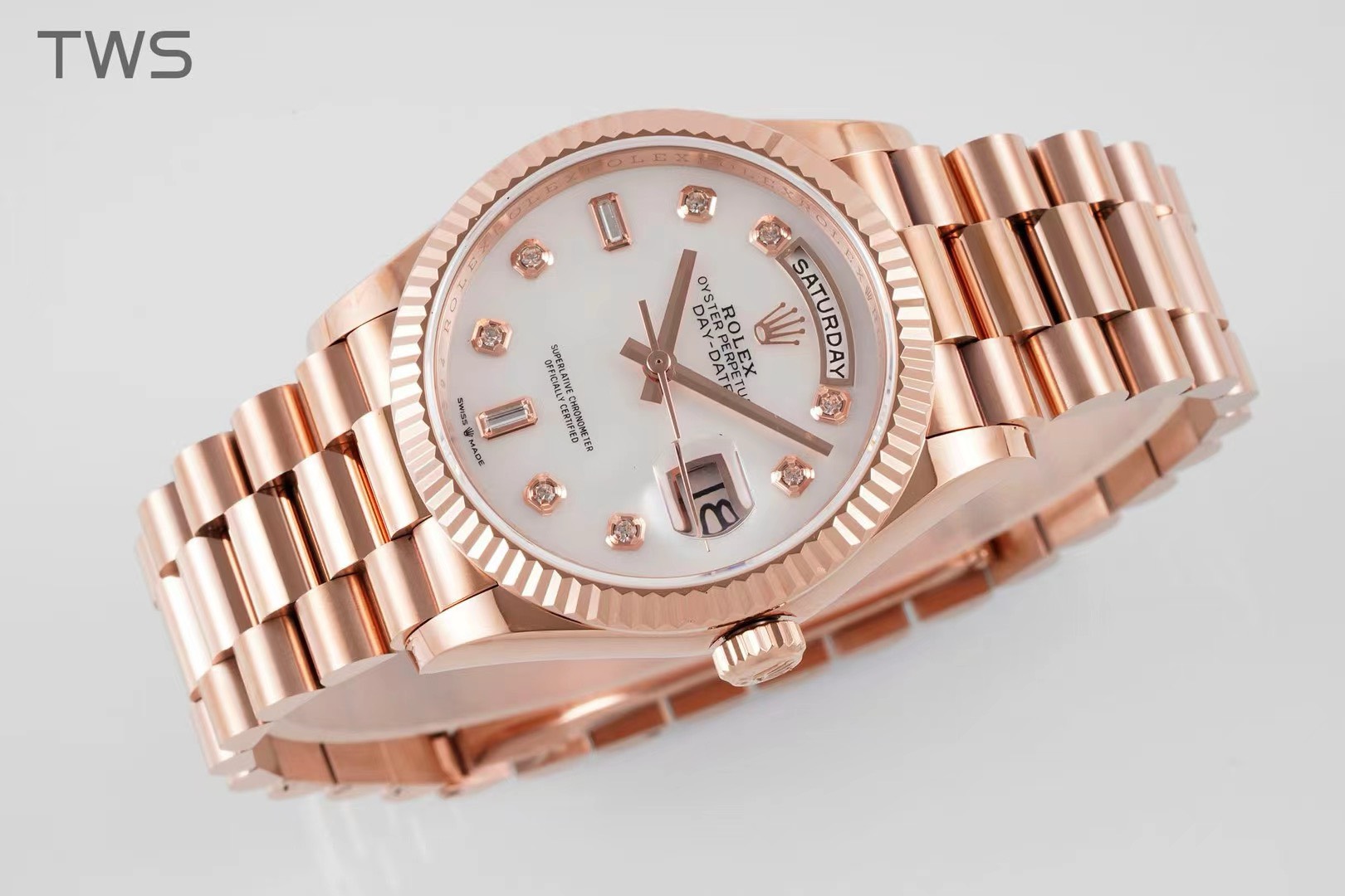 Bagsaaa R01ex Watch Day-Date 36 Rose Gold White Dial