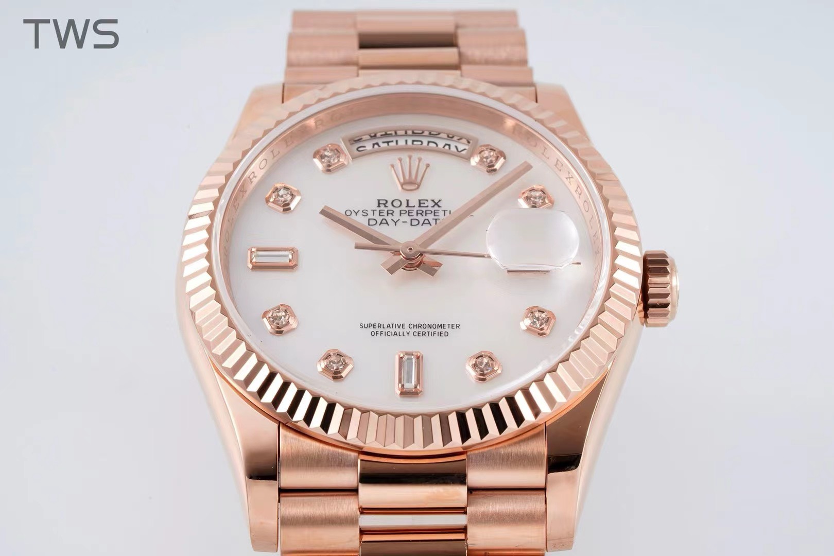 Bagsaaa R01ex Watch Day-Date 36 Rose Gold White Dial