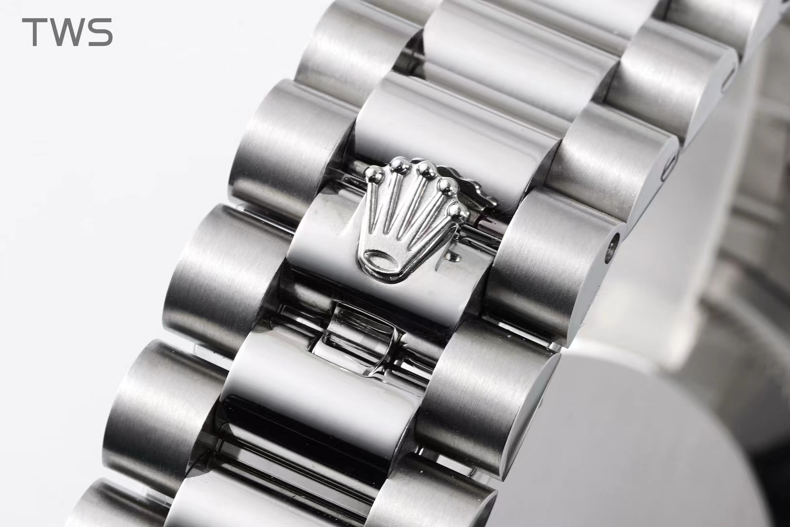 Bagsaaa R01ex Watch Day-Date 36mm Silver White Dial