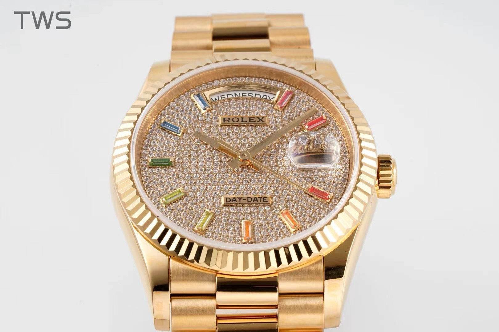 Bagsaa R01ex Watch Day-Date 36 18ct Yellow Gold Pave Factory Rainbow Sapphire