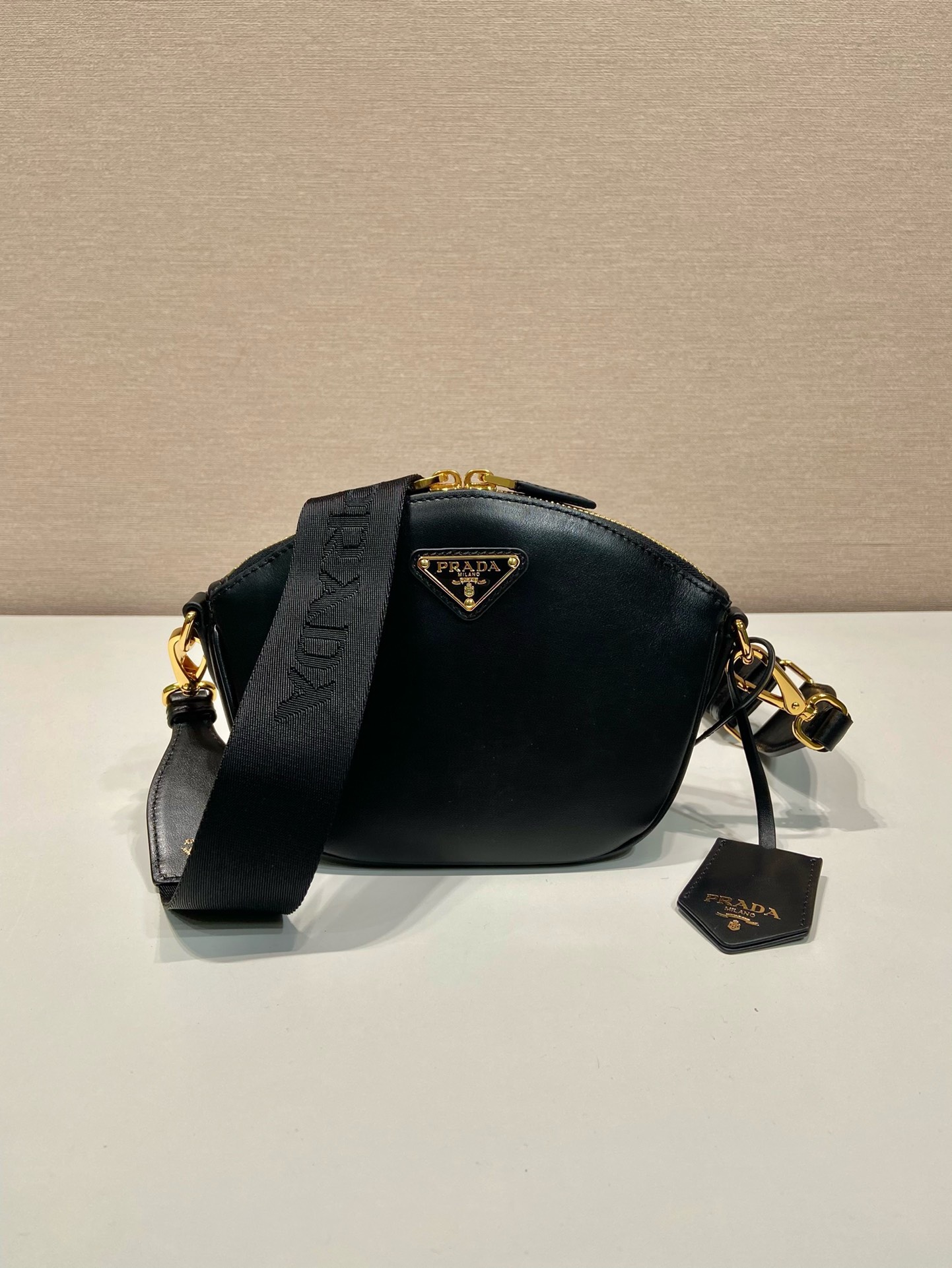 Bagsaaa Pra*a Leather mini shoulder bag Black - 18x15x8cm