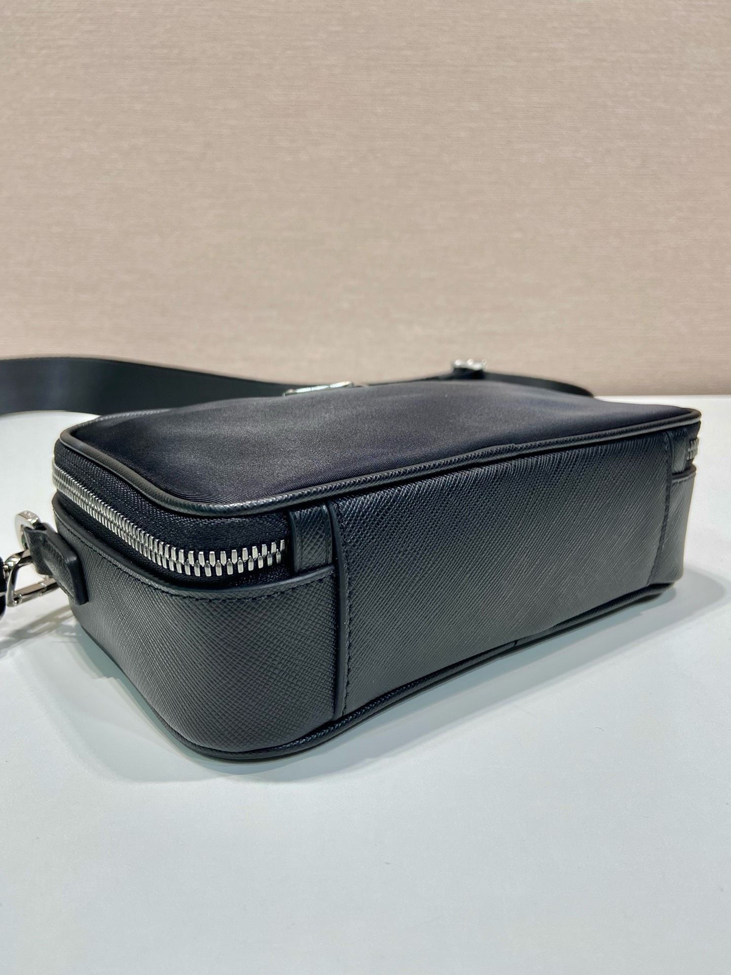 Bagsaaa Pra*a Brique leather and recycled-nylon shoulder bag - 19x12x5cm