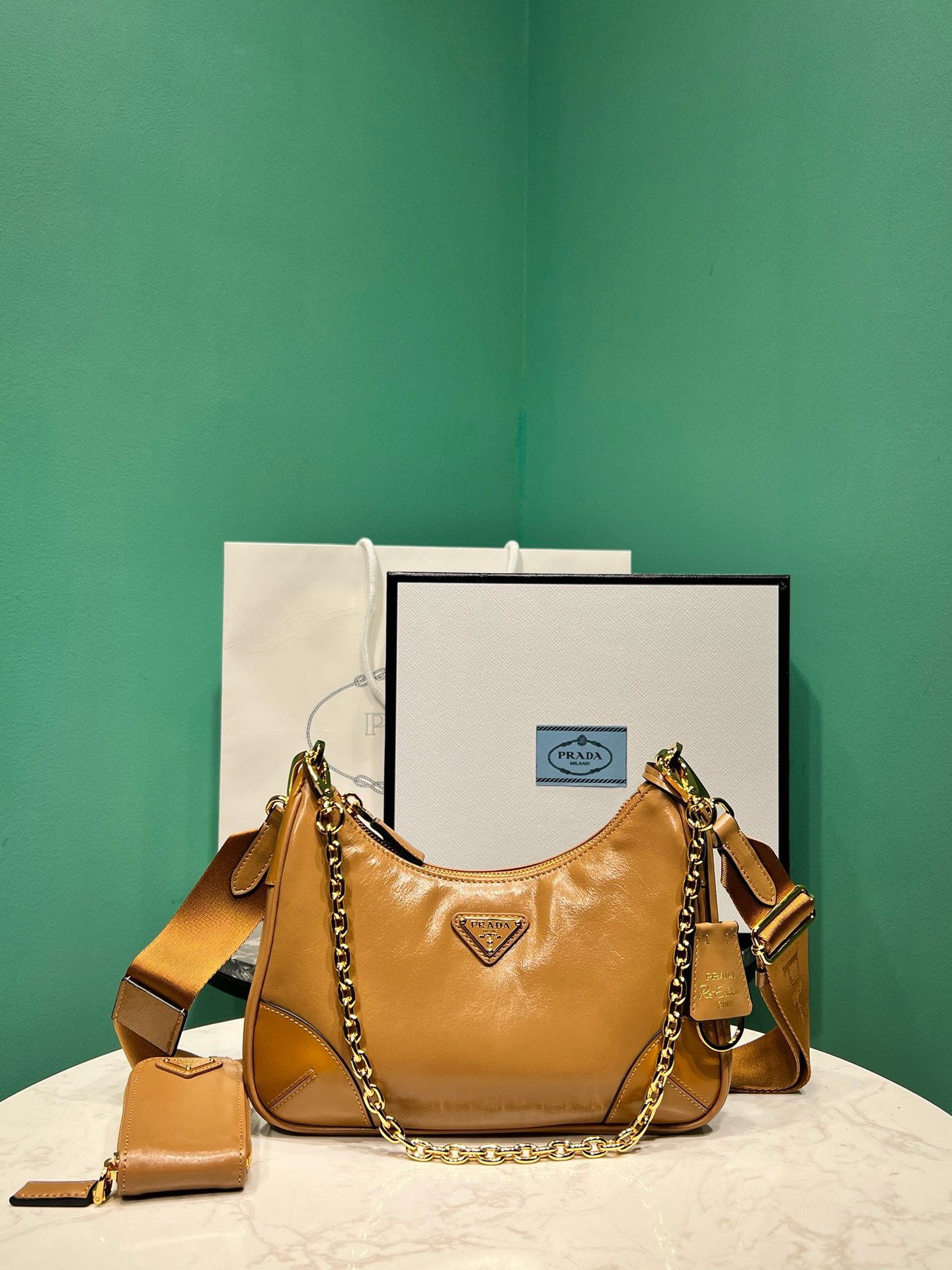 Bagsaaa Pra*a RE-Edition 2005 Smooth Leather Shoulder Bag In Brown - 23x17x605cm