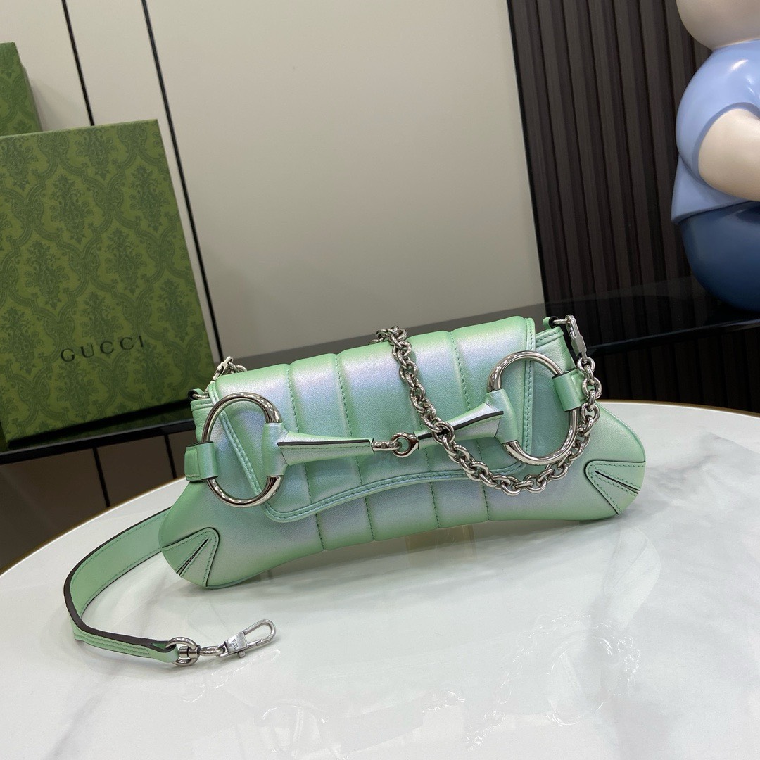 Bagsaaa Gvc*1 Horsebit Chain Small Shoulder Bag Pink iridescent quilted leather - W27cm x H11.5cm x D5cm