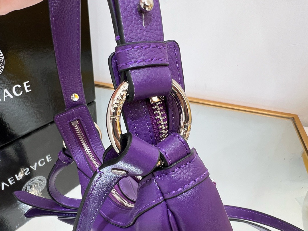 Bagsaaa Versace Repeat Medusa Mini leather shoulder bag in purple - 20x4x13cm
