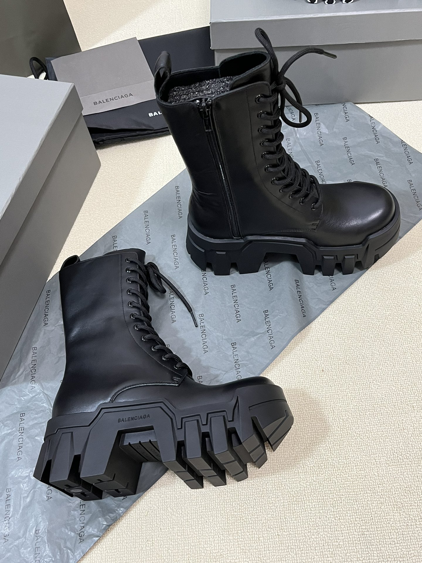 Bagsaaa Ba1en*iaga BULLDOZER lace-up boots