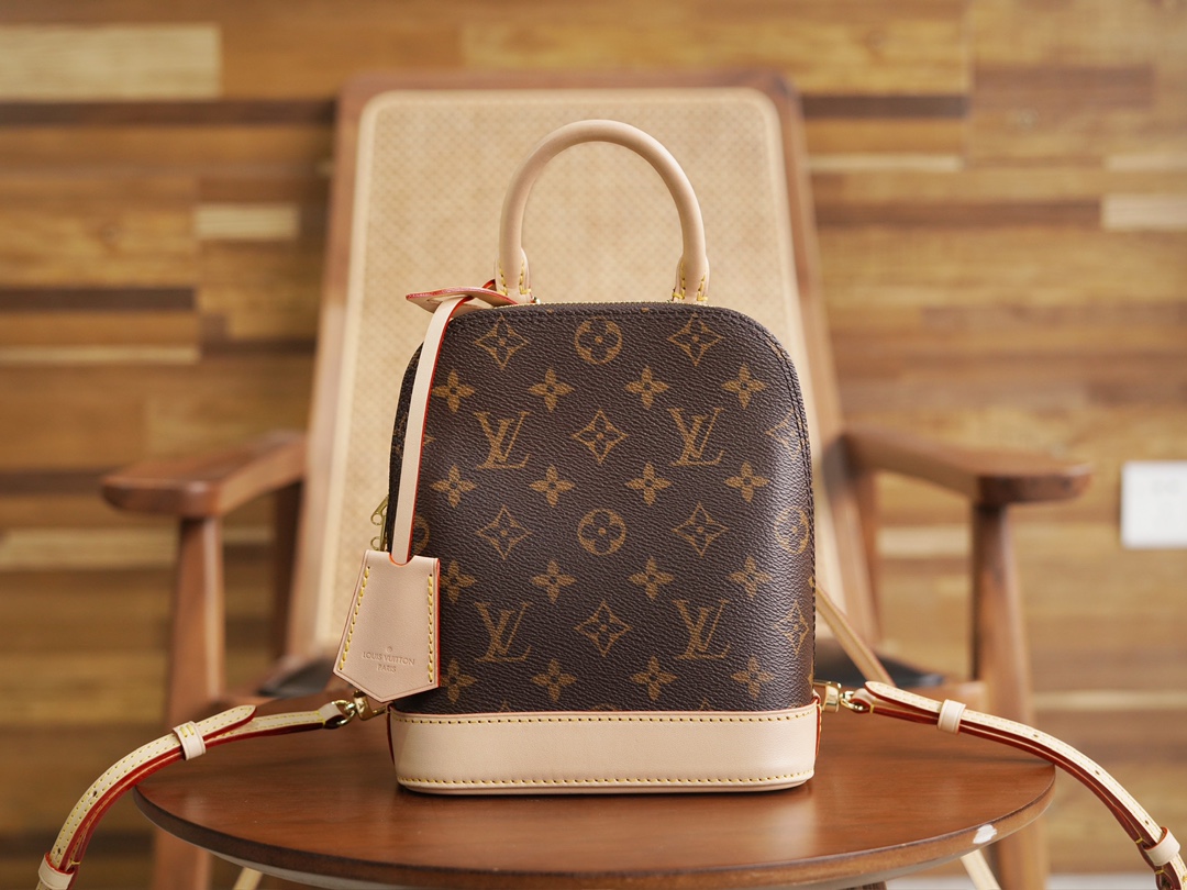 Bagsaaa L0vis Vvtt0n M47132 Alma Backpack - 15 x 20 x 10 cm