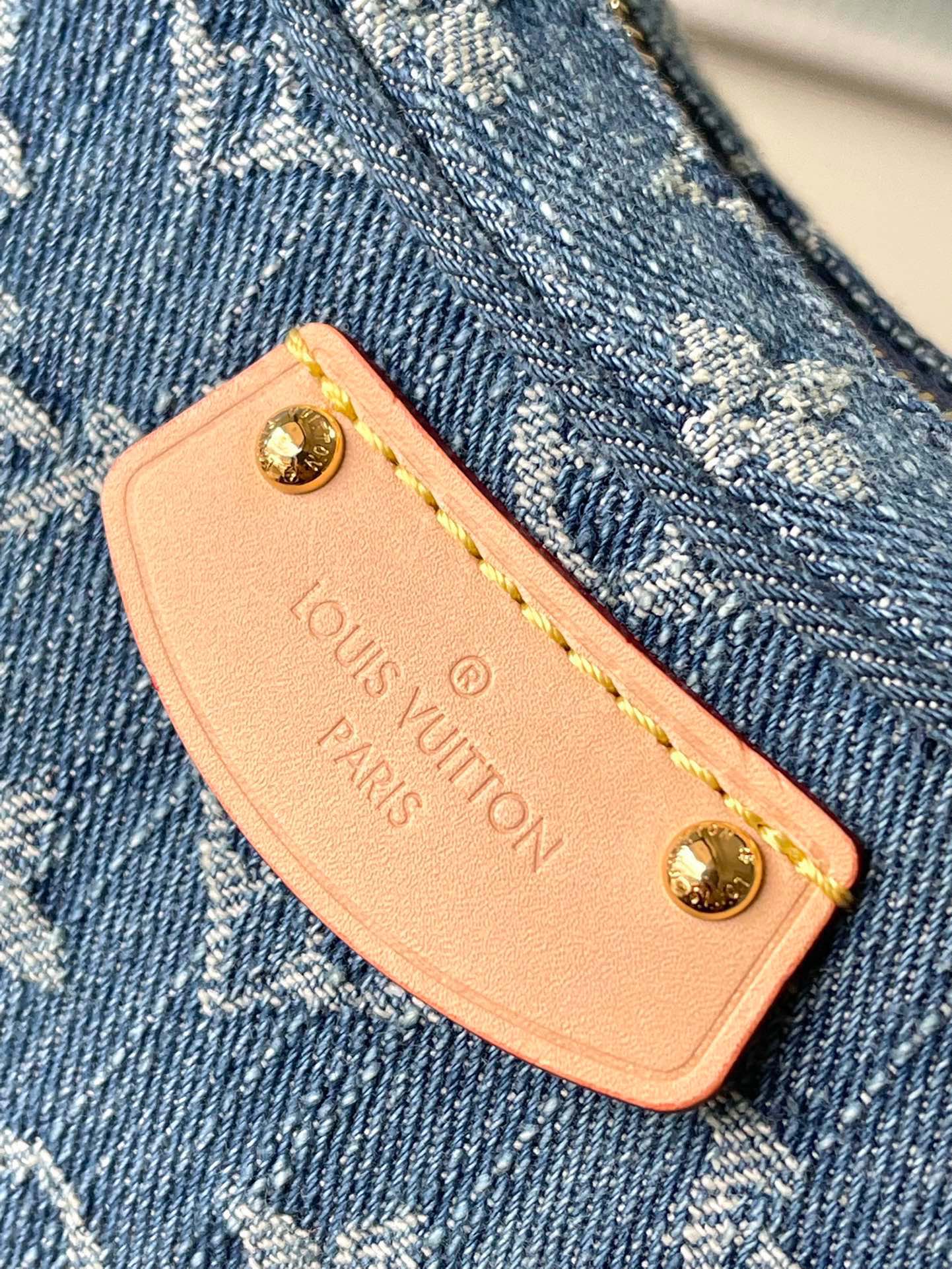 Bagsaaa L0vis Vvtt0n M46856 Croissant MM Denim Blue - 25 x 15 x 5 cm