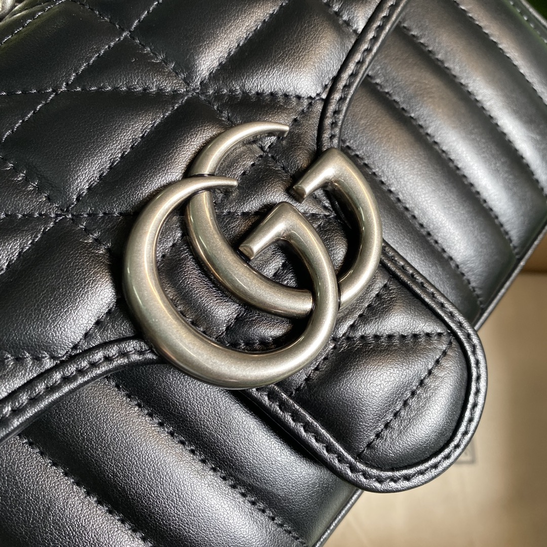 Bagsaaa Gvc*1 GG Marmont Small Shoulder Bag Black&Silver 443497 Size 26x15x7cm