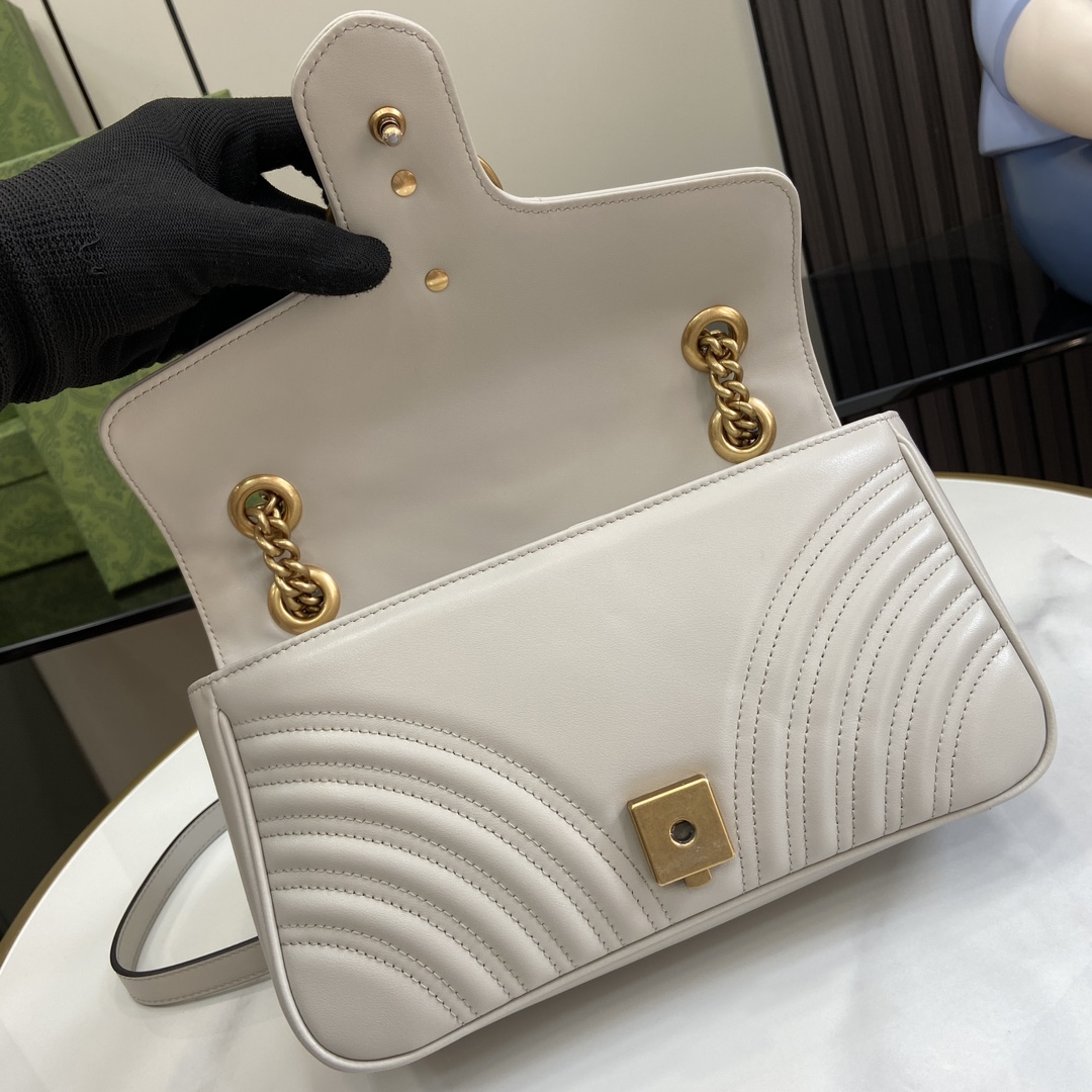 Bagsaaa Gvc*1 GG Marmont Small Shoulder Bag Light Gray 443497 Size 26x15x7cm