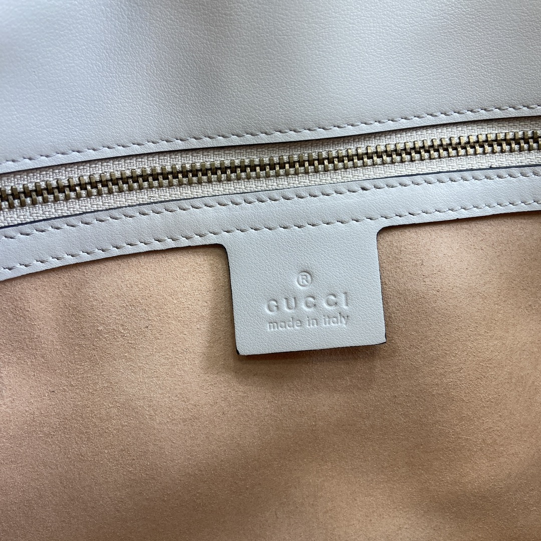 Bagsaaa Gvc*1 GG Marmont Small Shoulder Bag Light Gray 443497 Size 26x15x7cm