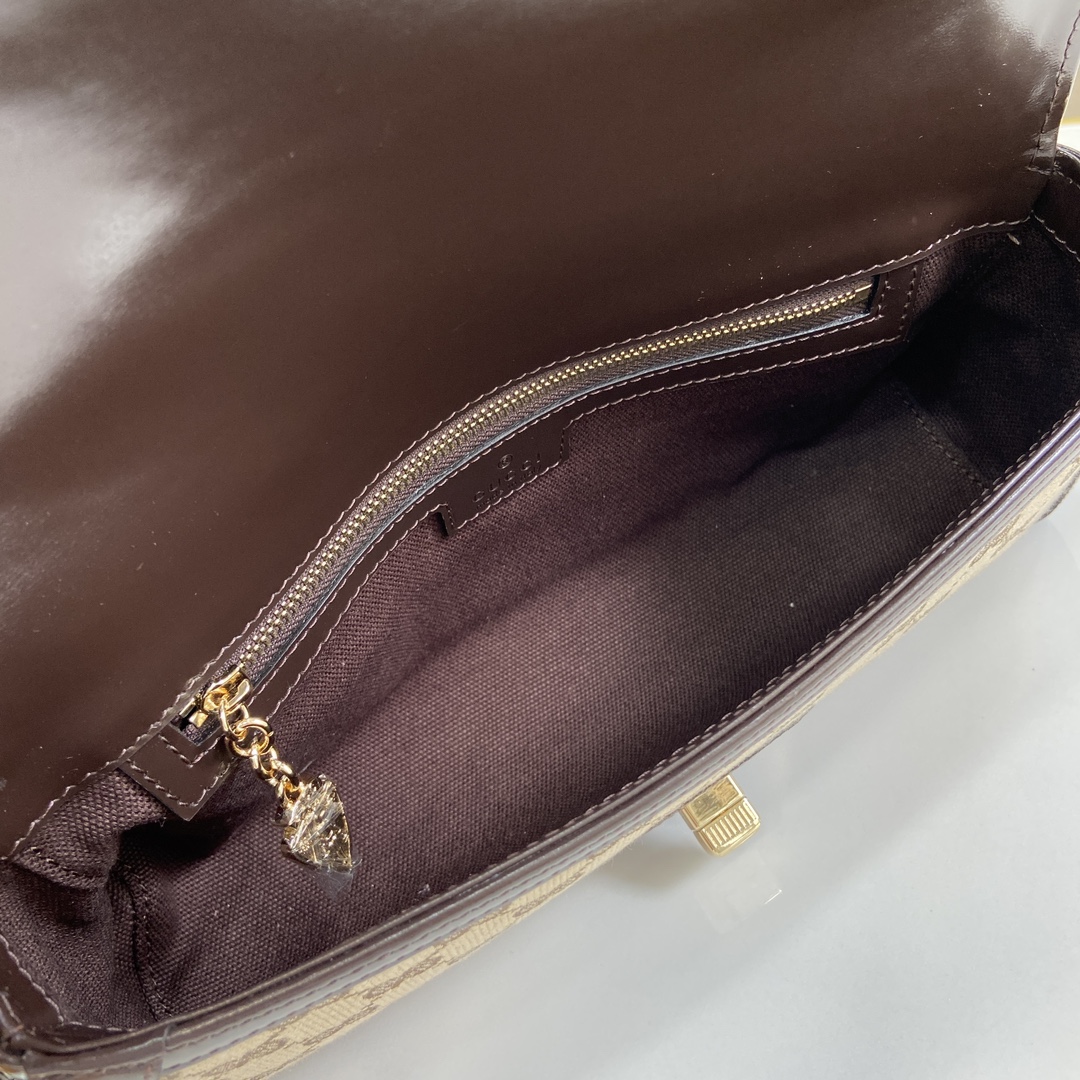 Bagsaaa Gvc*1 Luce Small Shoulder Bag 786015 Beige & Ebony Size 27.5x12.5x6.5 cm