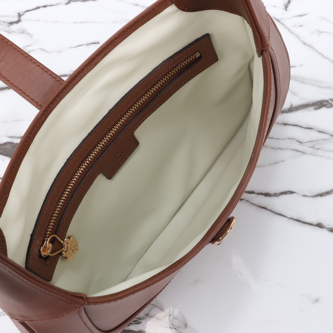Bagsaaa Gvc*1 Jackie Small Shoulder Bag Brown 782849 Size 27.5x19x4cm
