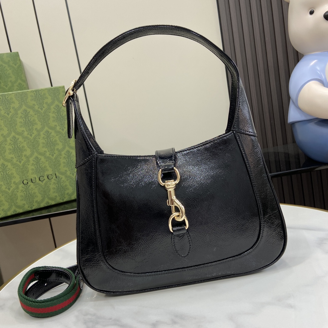 Bagsaaa Gvc*1 Jackie Small Shoulder Bag Black Patent 782849 Size 27.5x19x4cm
