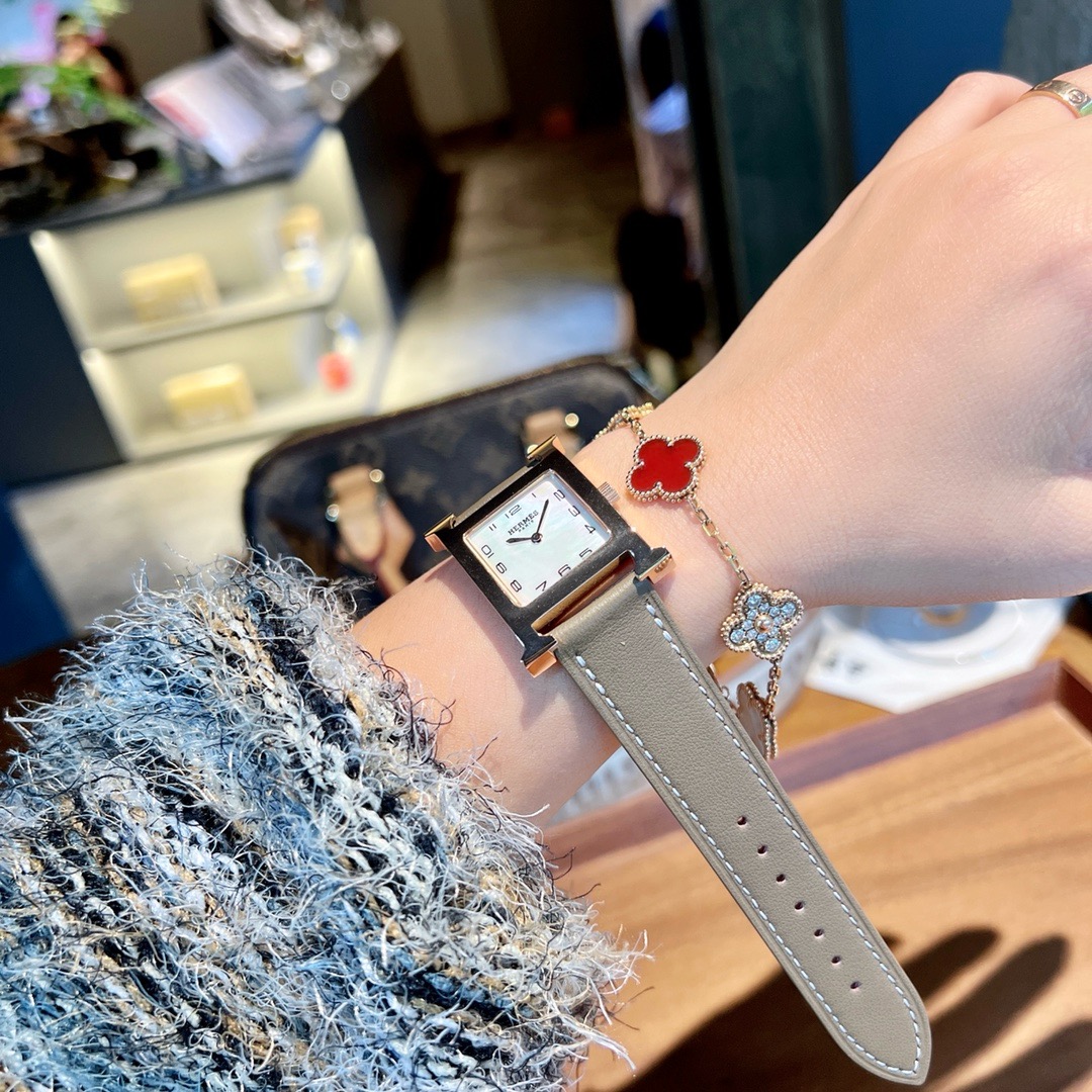 Bagsaaa H**me5 Heure H Watch Mini Model 21 mm