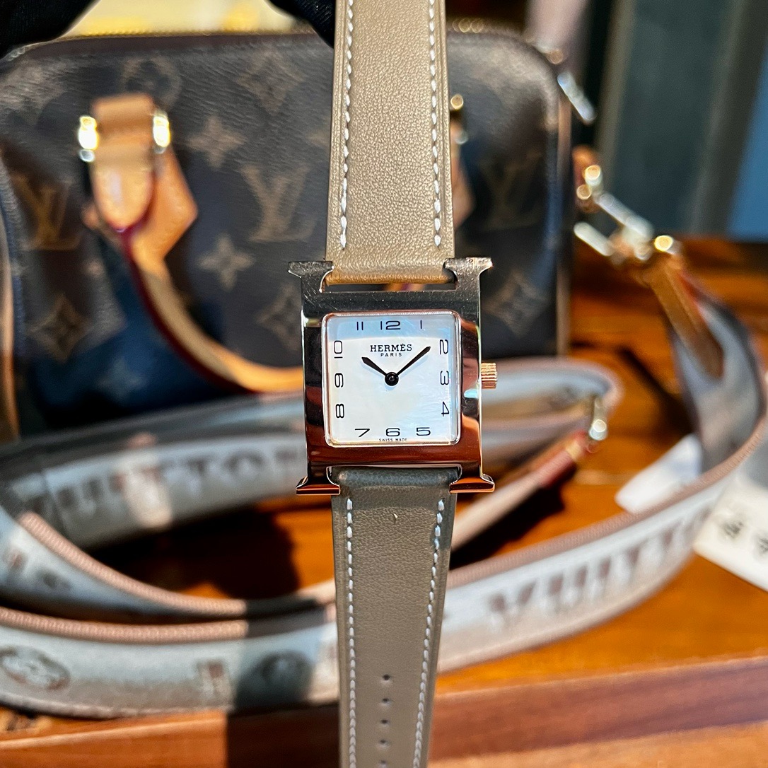 Bagsaaa H**me5 Heure H Watch Mini Model 21 mm