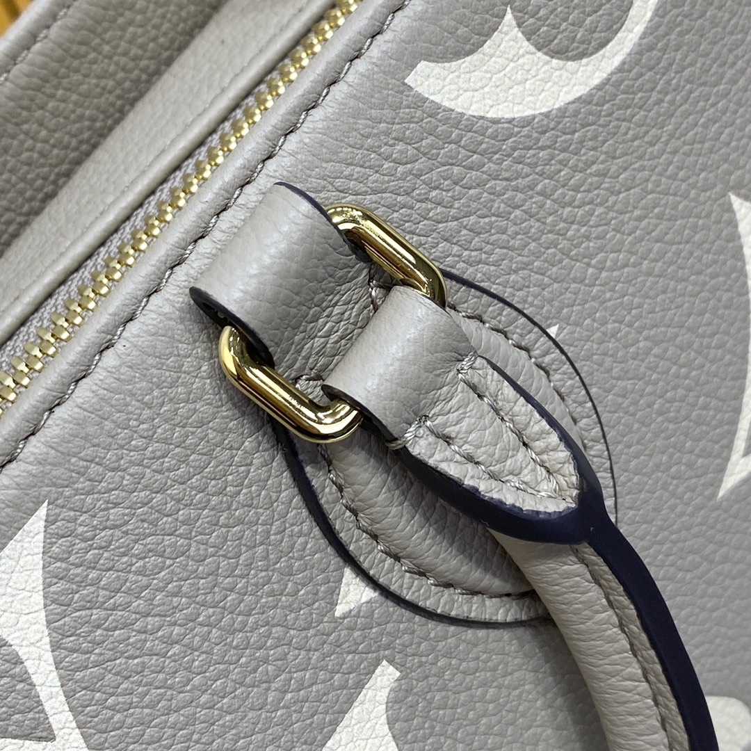 Bagsaaa L0vis Vvtt0n Onthego East West Taupe - 25 x 13 x 10 cm