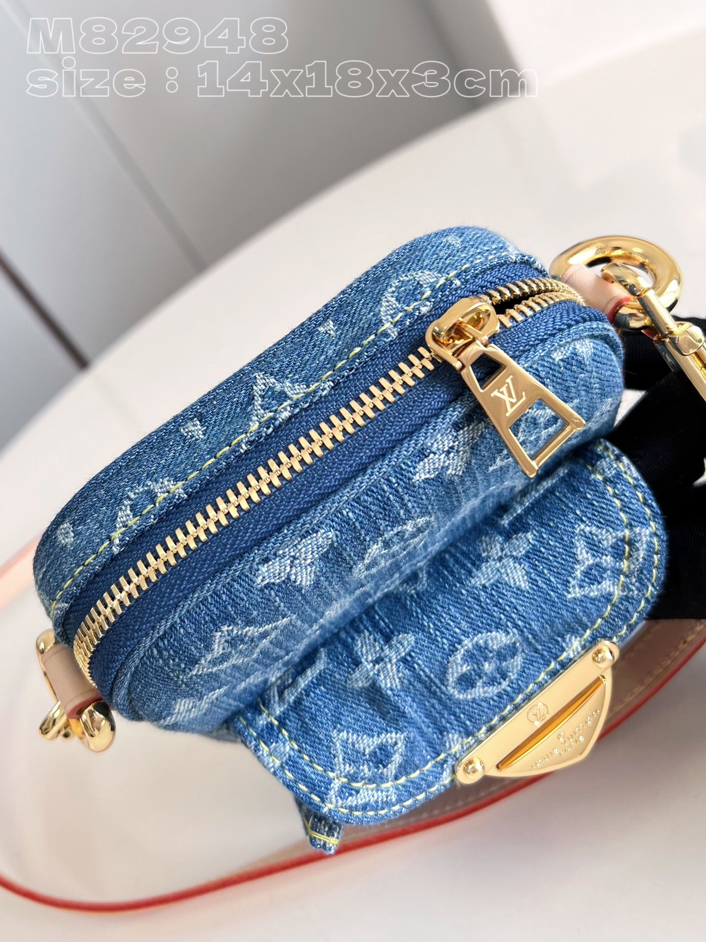 Bagsaaa L0vis Vvtt0n M82948 Fairfax Pochette Denim Blue - 14 x 18 x 25 cm