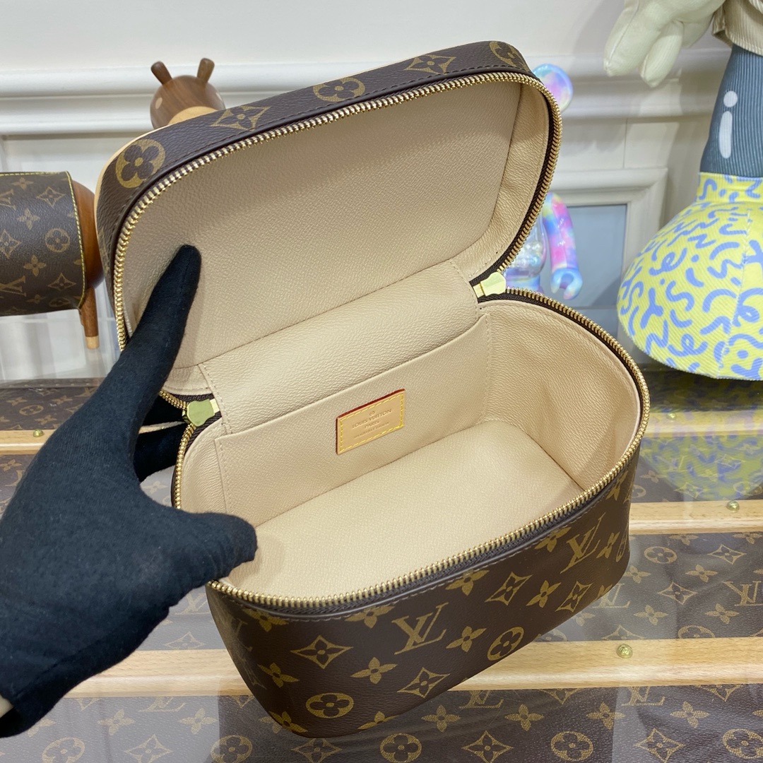 Bagsaaa L0vis Vvtt0n Nice Mini Toiletry Pouch M44495 - 20cm
