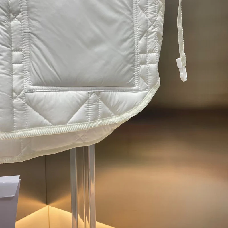 Bagsaaa D10r Women Vest White Quilted Technical Taffeta