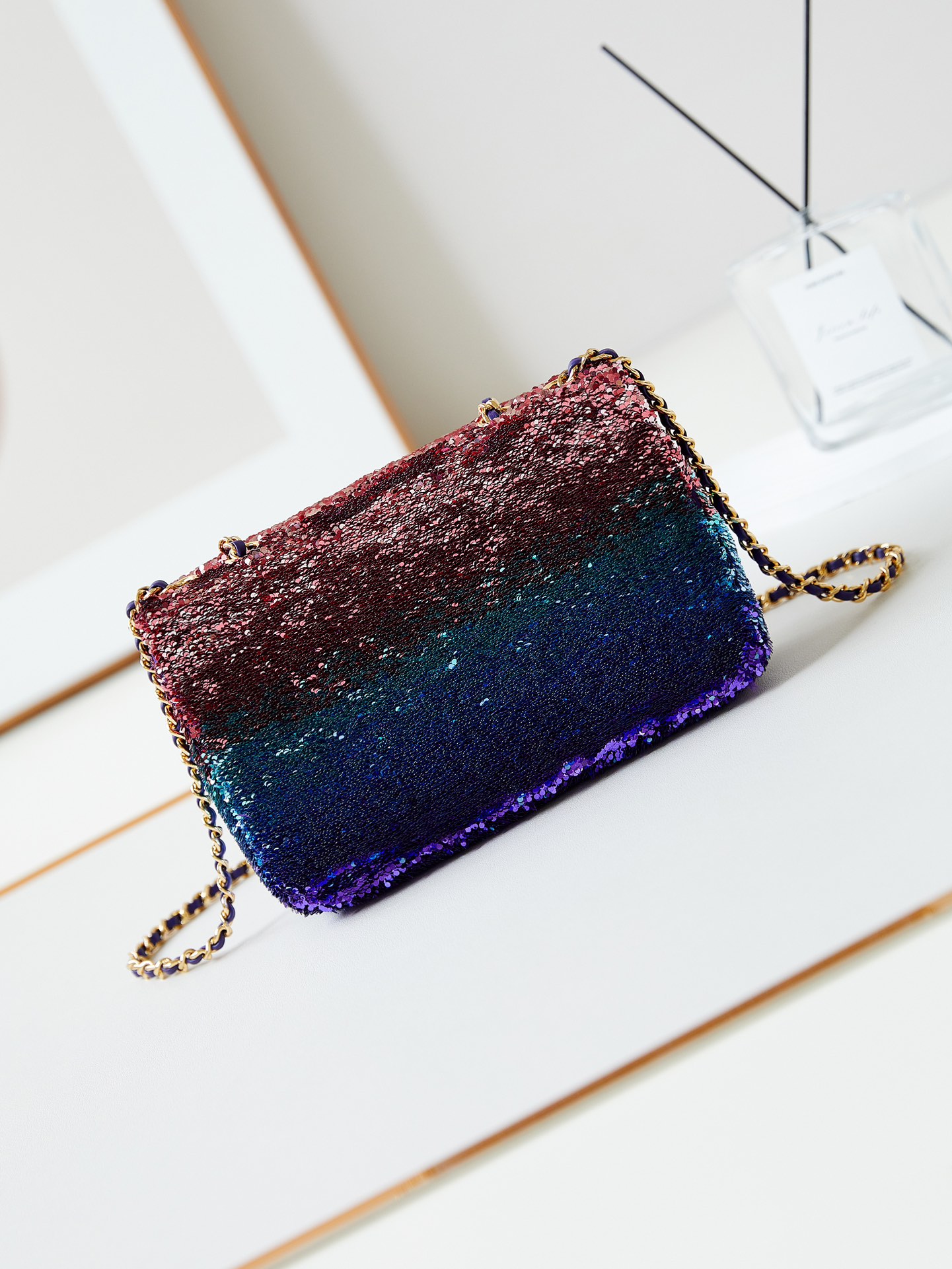 Bagsaaa Ch**el Small Flap Bag Gradient Sequins Multicolour AS4561 - 14 × 21 × 8 cm