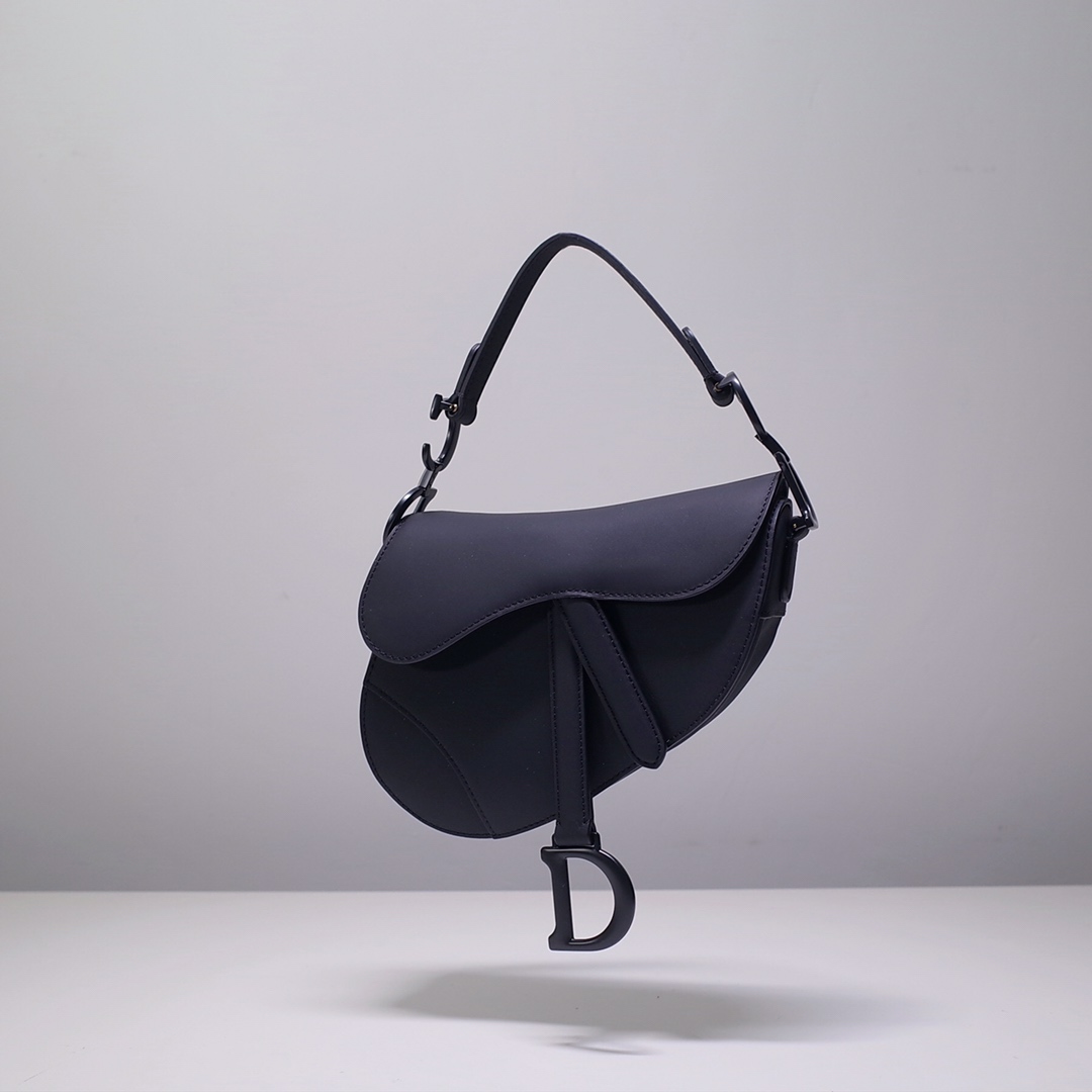 Bagsaaa D10r Mini Saddle Bag Black Ultramatte Calfskin - 21 x 18 x 5 cm