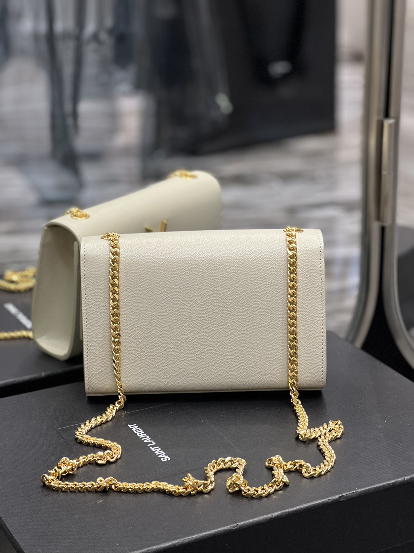 Bagsaaa Y51 Kate Small In Grain De Poudre Embossed Leather 469390 White - 20x12,5x5 CM