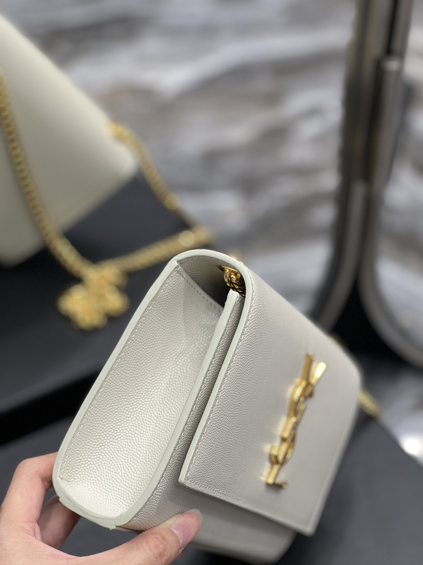 Bagsaaa Y51 Kate Small In Grain De Poudre Embossed Leather 469390 White - 20x12,5x5 CM